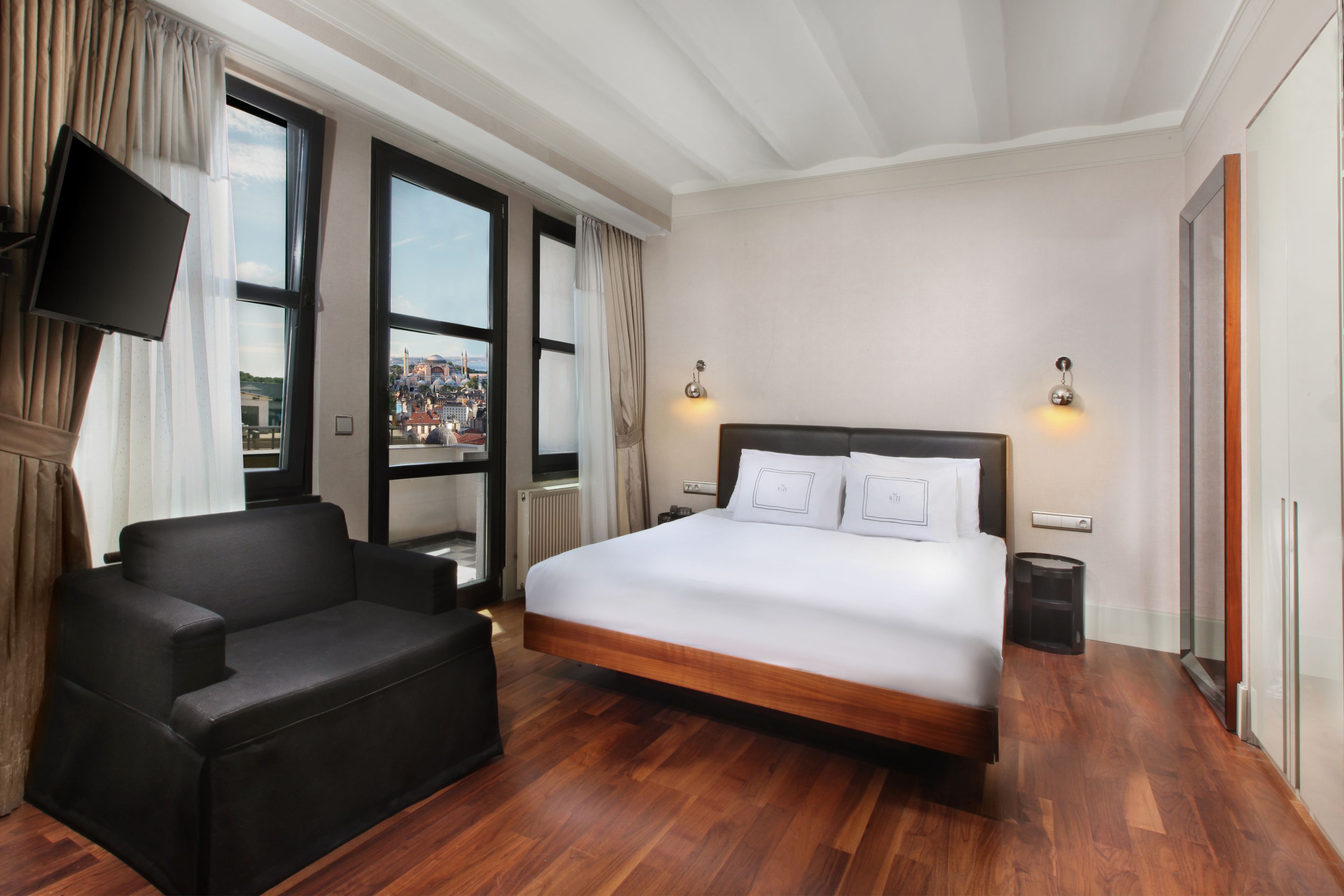 Penthouse Suite | Badezimmer | Dusche, Regendusche, kostenlose Toilettenartikel, Haartrockner