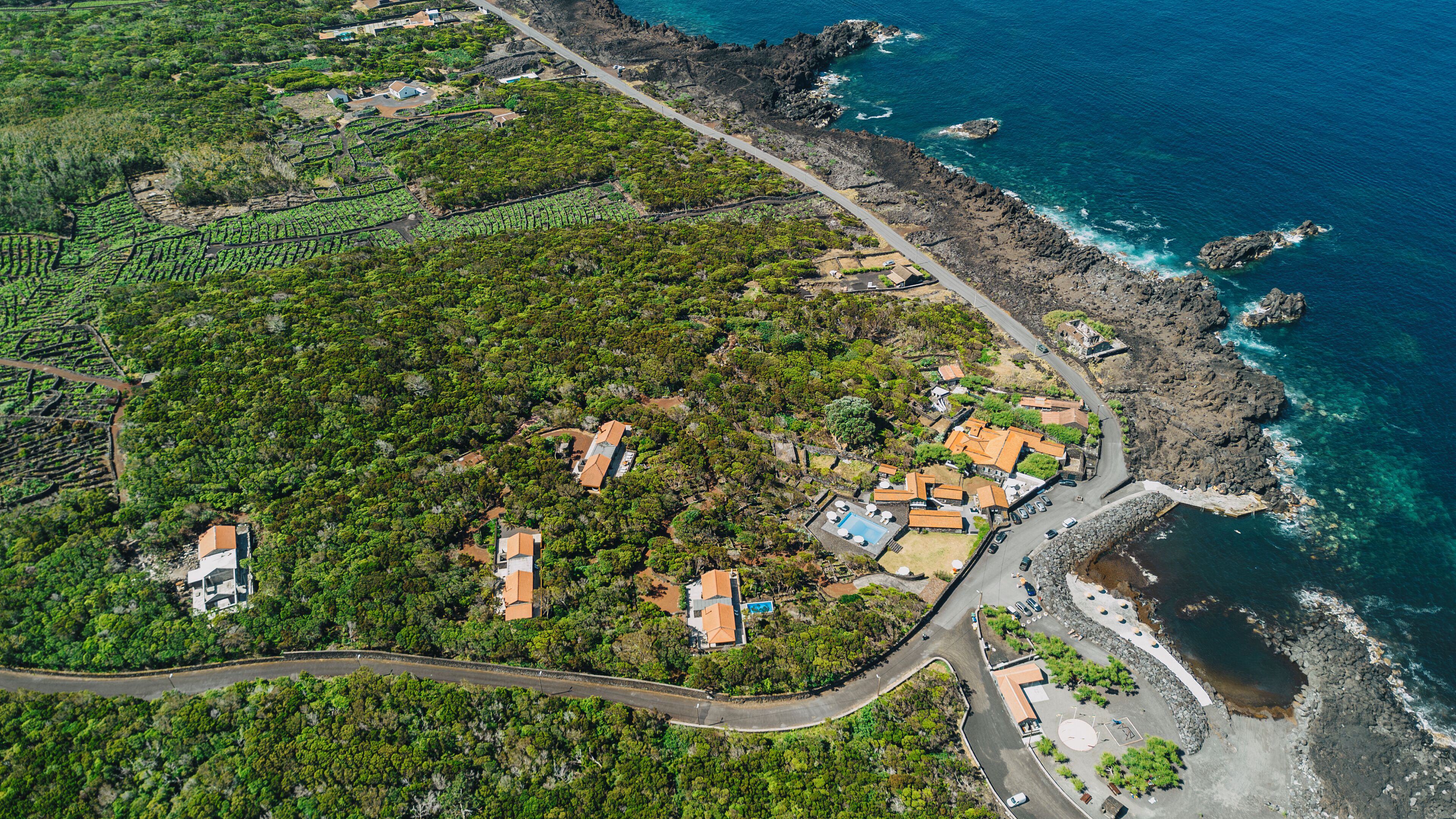 منظر من الجو على ارتفاع عالٍ