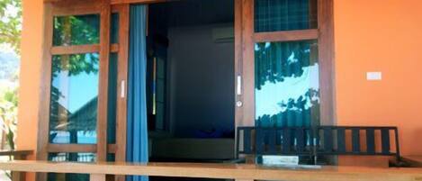 Bungalow, Sea View | Balcony