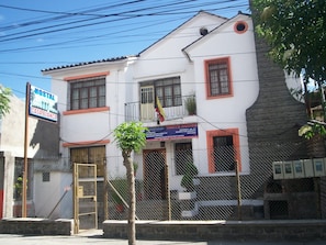 Fachada da propriedade