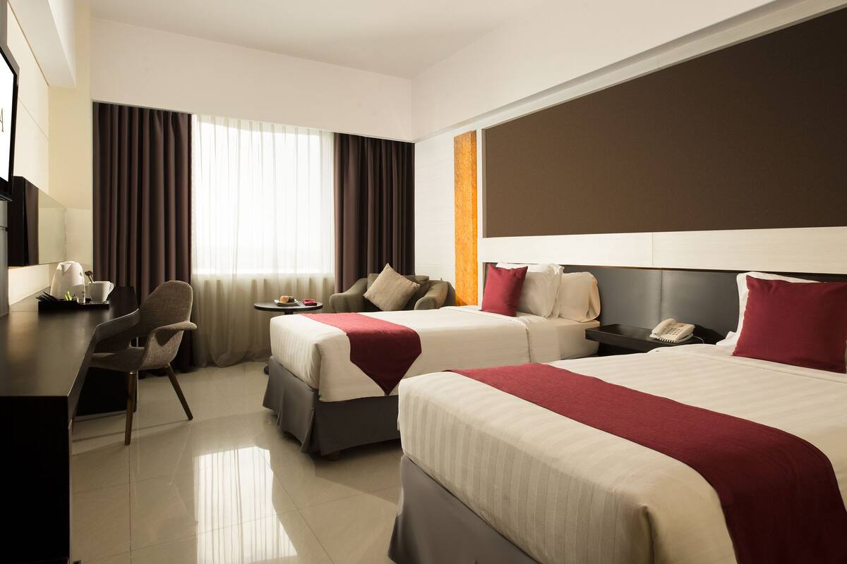 minibar, in-room safe, desk, soundproofing