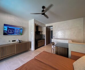 Living area - Royal Hotel and Suites (Kassandra)