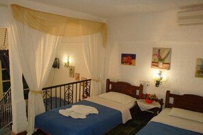 Soundproofing, free cribs/infant beds - Maria Flora Apartments (Hersonissos)