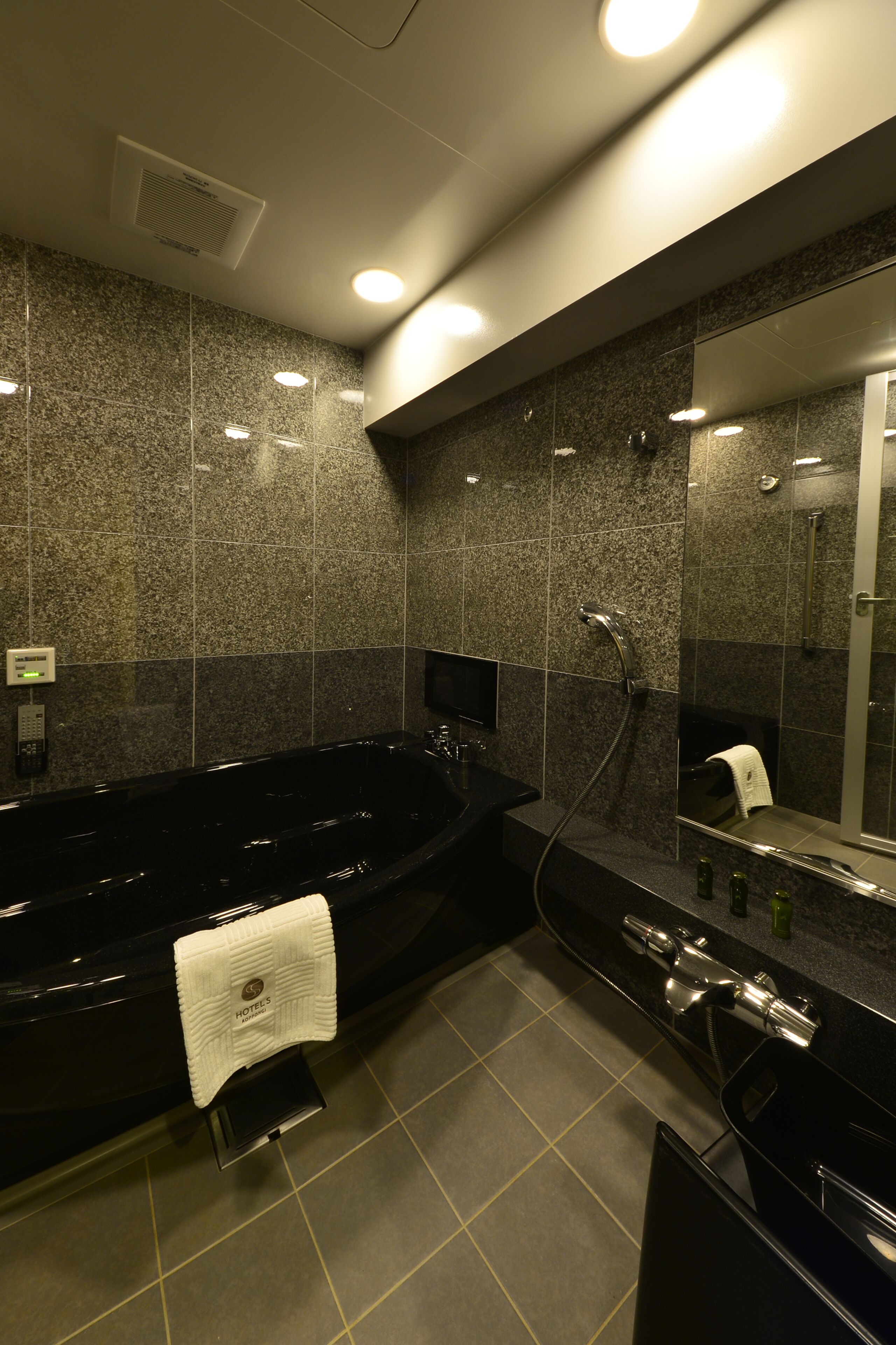 modern japanese style room, lin | bathroom | separate bathtub and shower, free toiletries, hair dryer, slippers