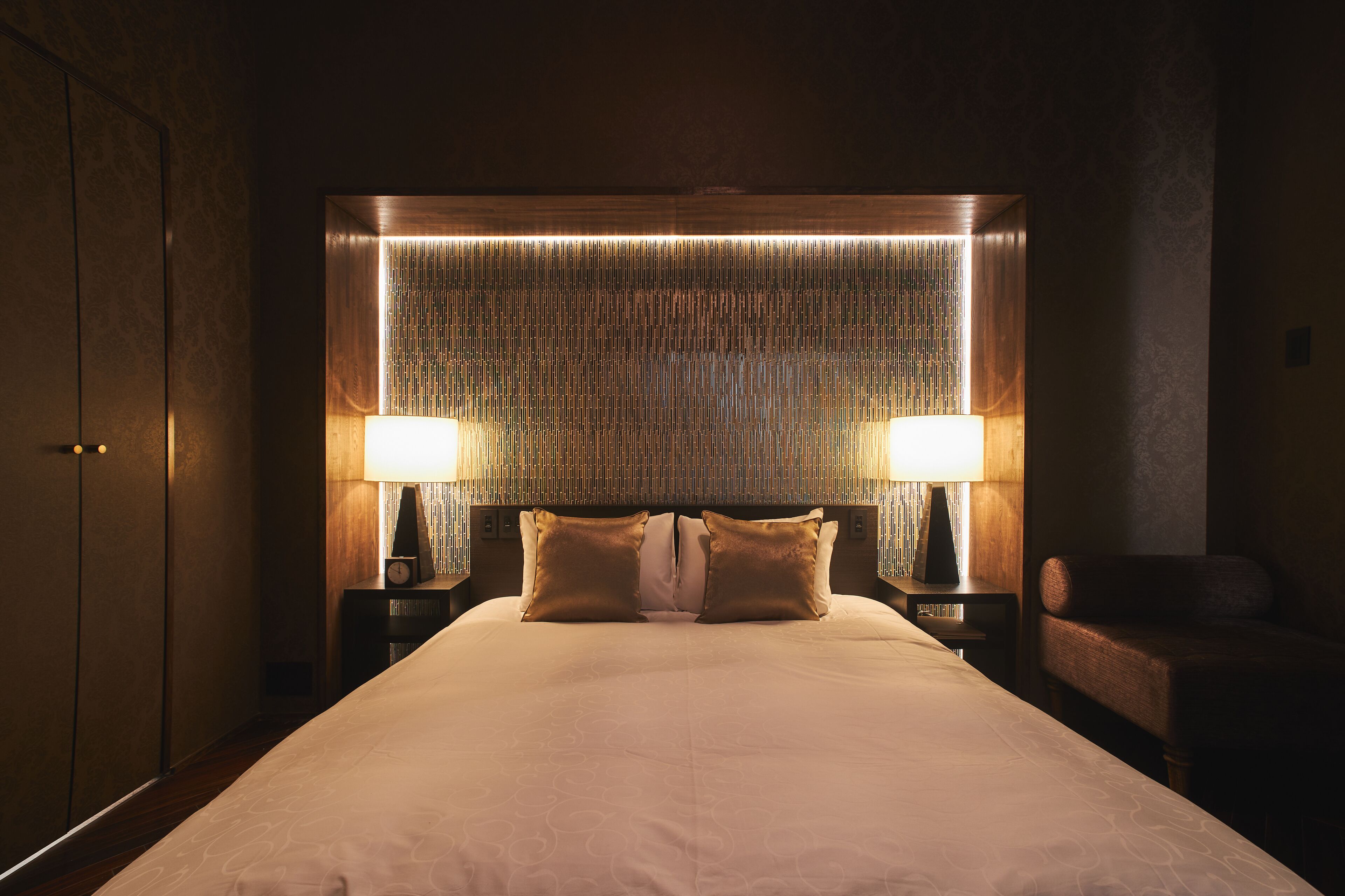 patio room | in-room safe, individually decorated, individually furnished, desk