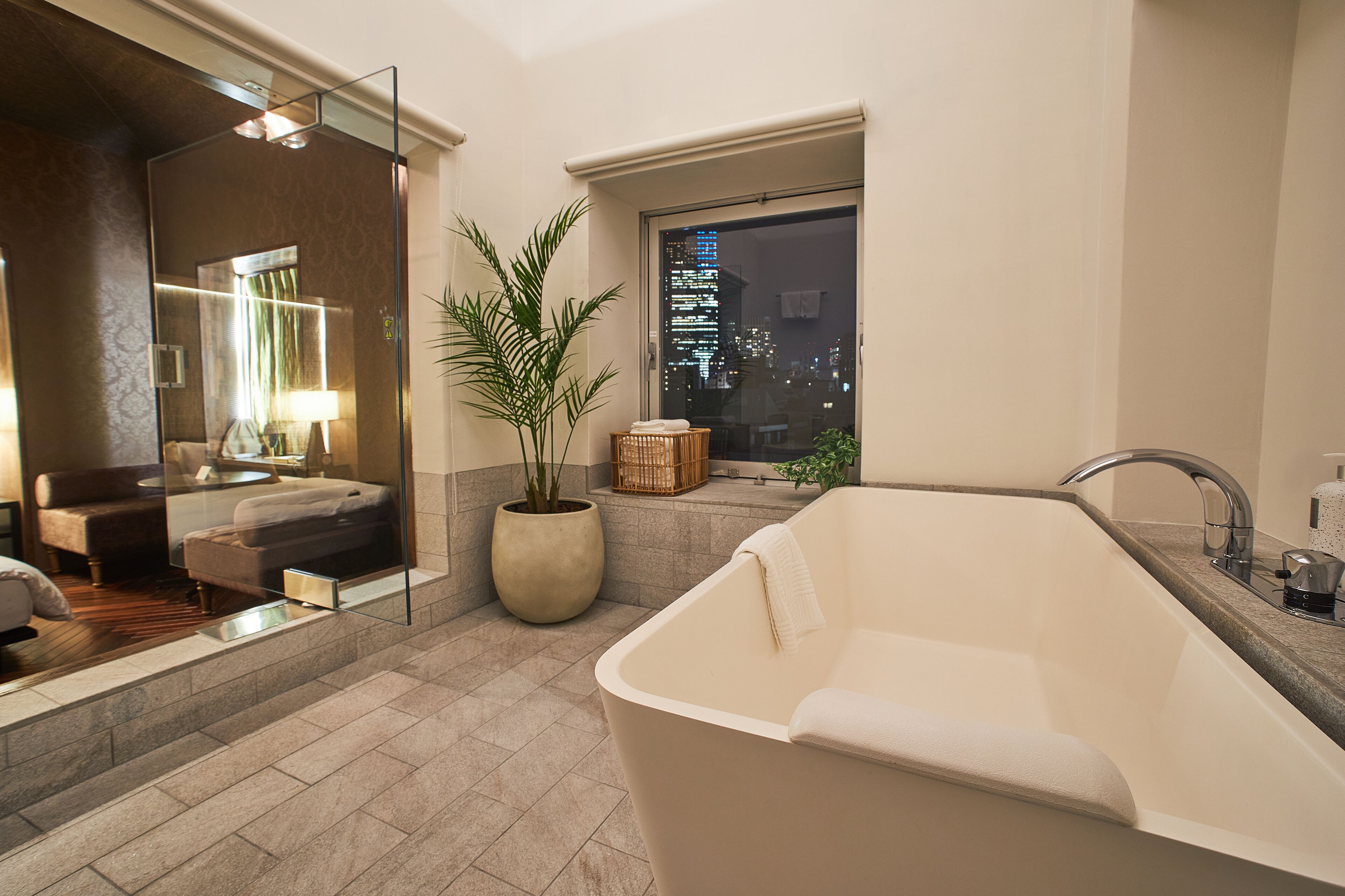 patio room | in-room safe, individually decorated, individually furnished, desk