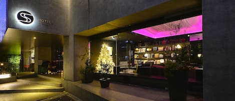 Front of property - evening/night