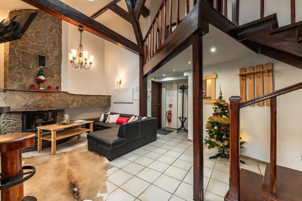 Apartment, 2 Bedrooms | Living room