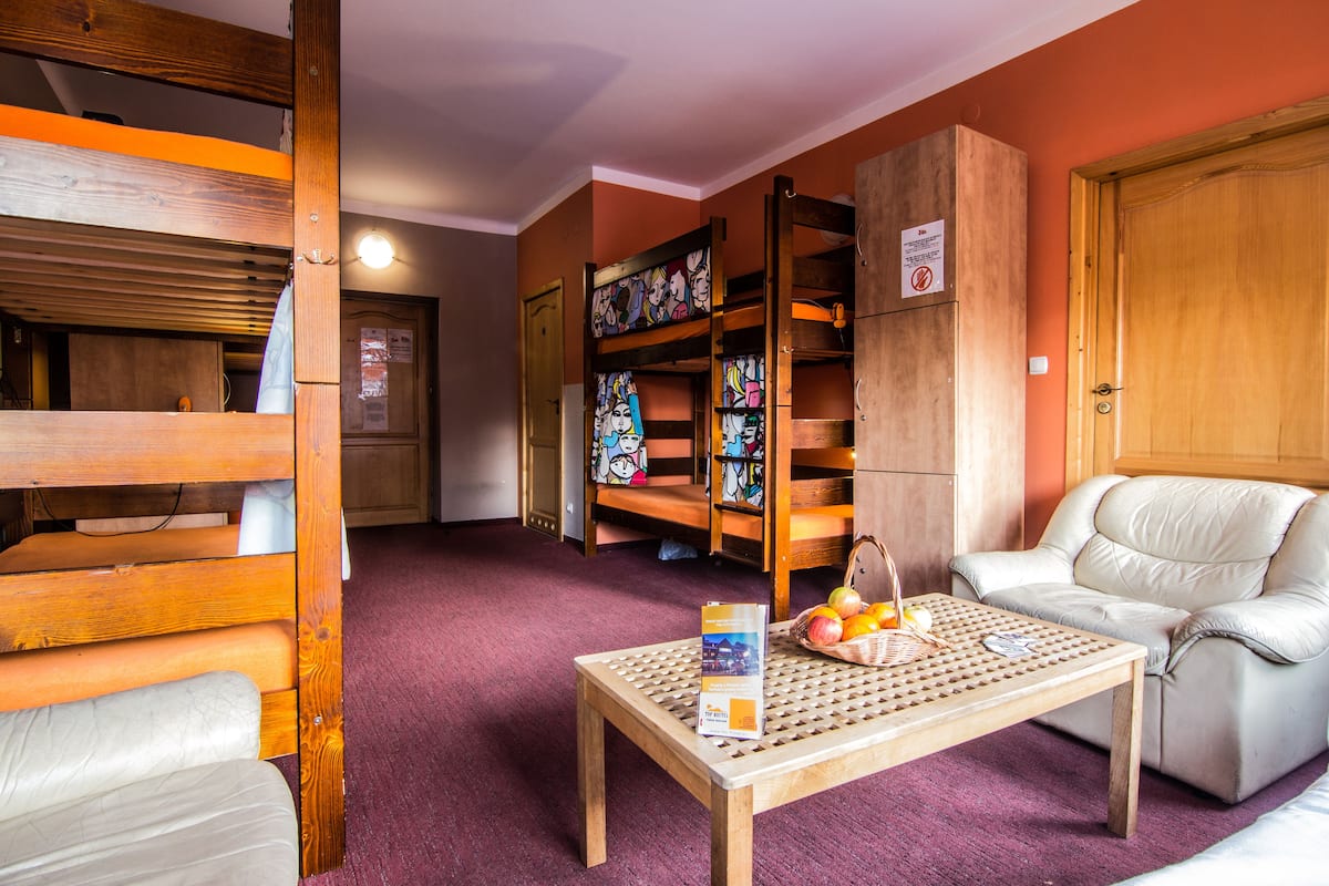 One Bed in a Dormitory For 6 People | Individually furnished, blackout curtains, iron/ironing board, free WiFi