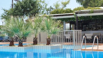 2 outdoor pools, pool umbrellas, pool loungers