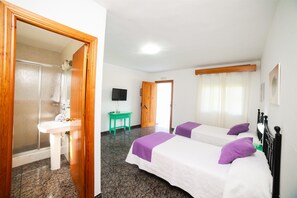 Værelse med 2 enkeltsenge - terrasse