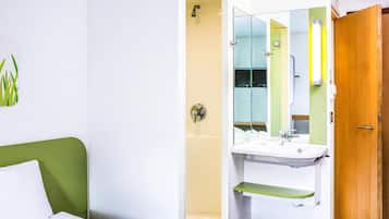 Double Room, 1 Double Bed | Desk, free cribs/infant beds, free WiFi, bed sheets