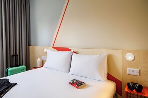 Superior Room, 1 Double Bed | Desk, free WiFi, bed sheets - ibis budget Birmingham Centre (Birmingham)