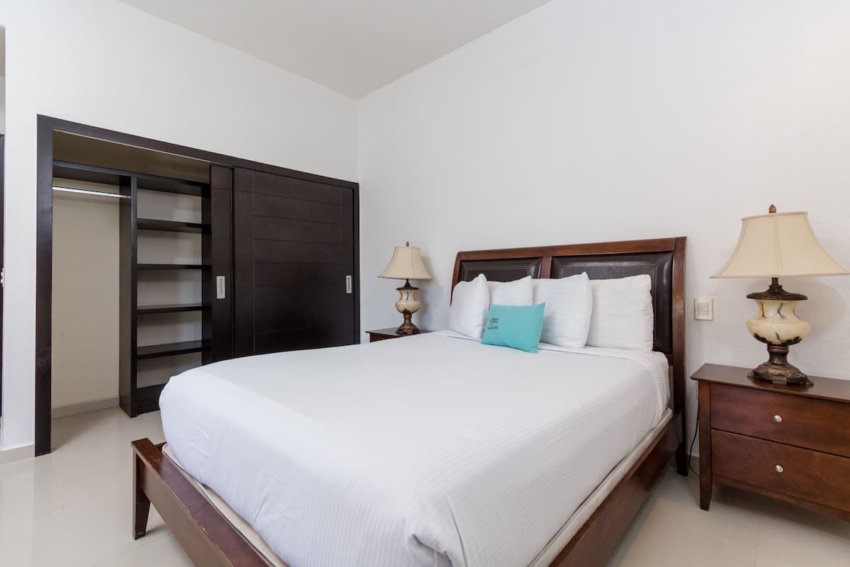 Premium bedding, down comforters, pillowtop beds, individually decorated