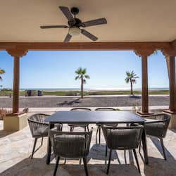 Villa familiar, 3 habitaciones, patio, vista al océano | Vista del balcón