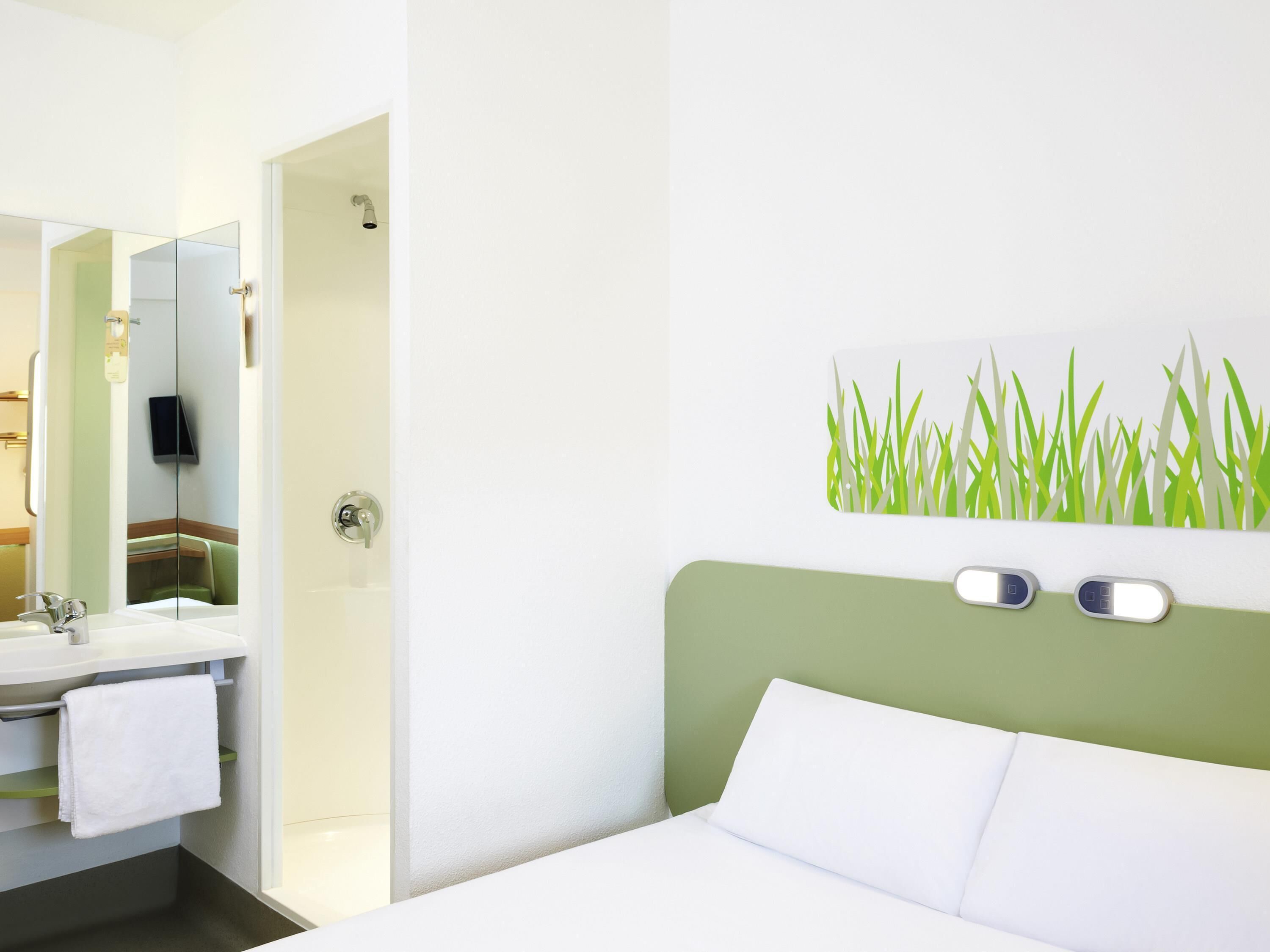 In-room safe, desk, free WiFi, bed sheets