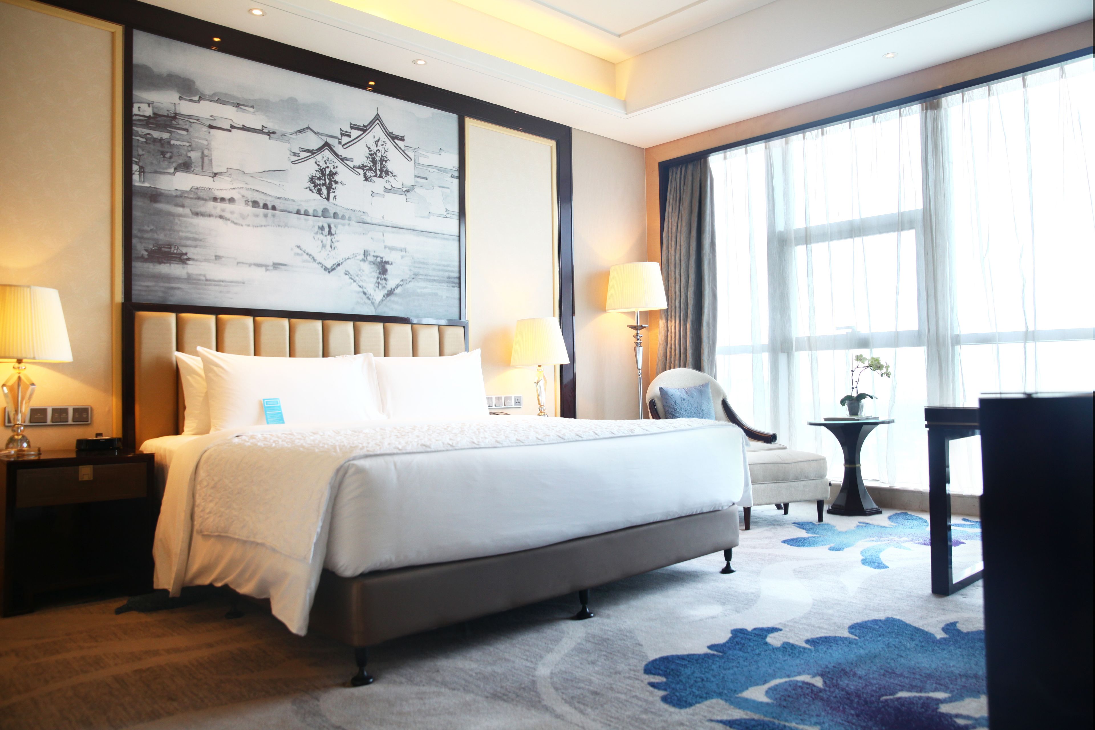 Premium bedding, minibar, in-room safe, desk