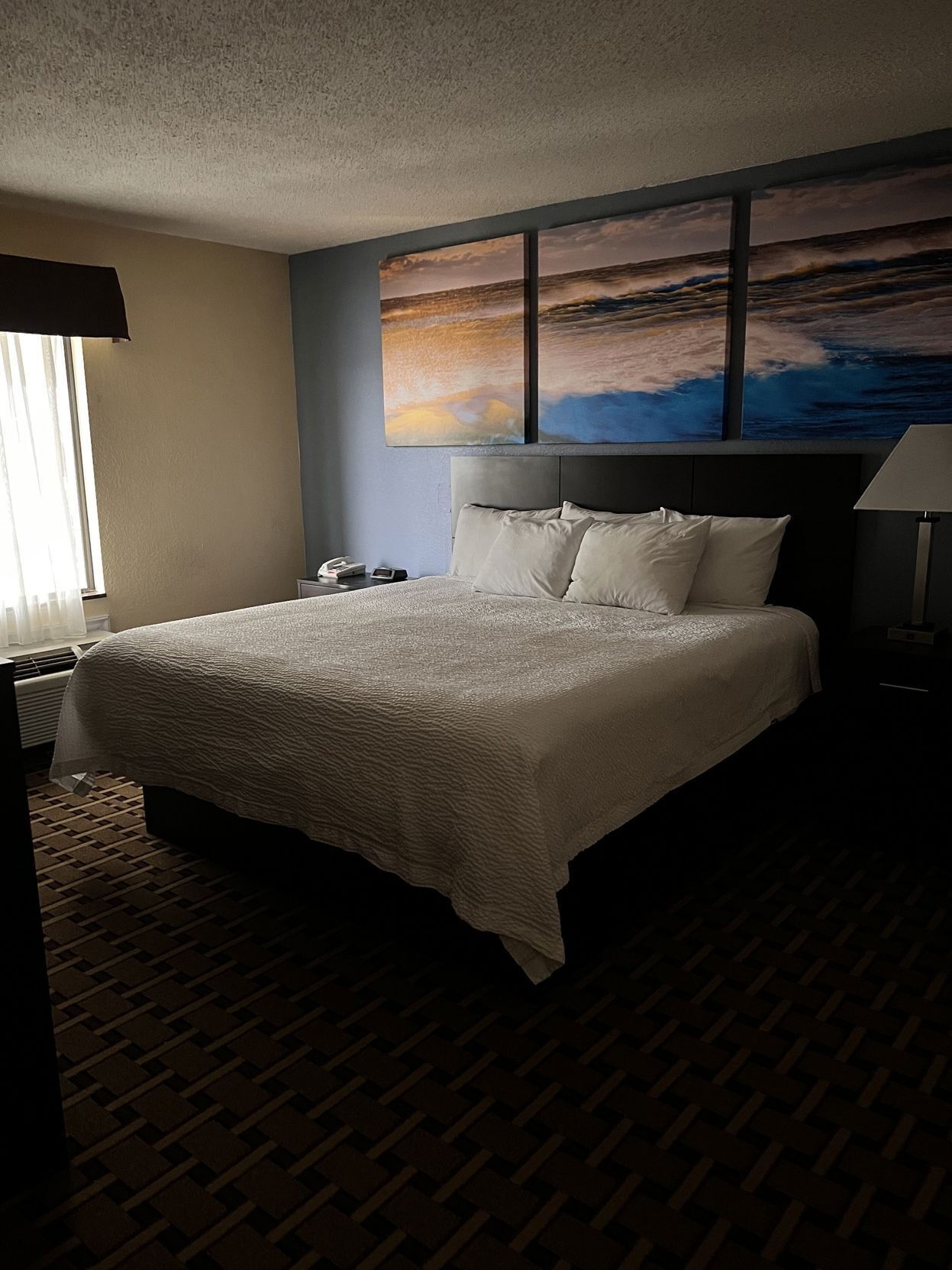 Egyptian cotton sheets, premium bedding, pillow-top beds, in-room safe