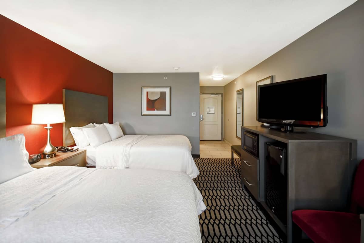 In-room safe, iron/ironing board, free cribs/infant beds