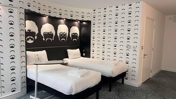 Desk, free WiFi, bed sheets