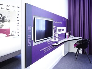Bureau, Wi-Fi gratuit, draps fournis