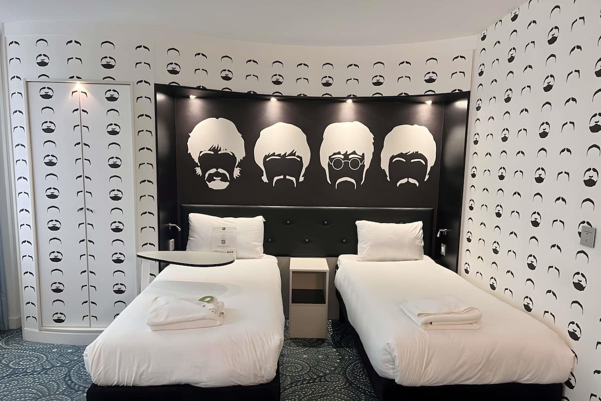 Desk, free WiFi, bed sheets