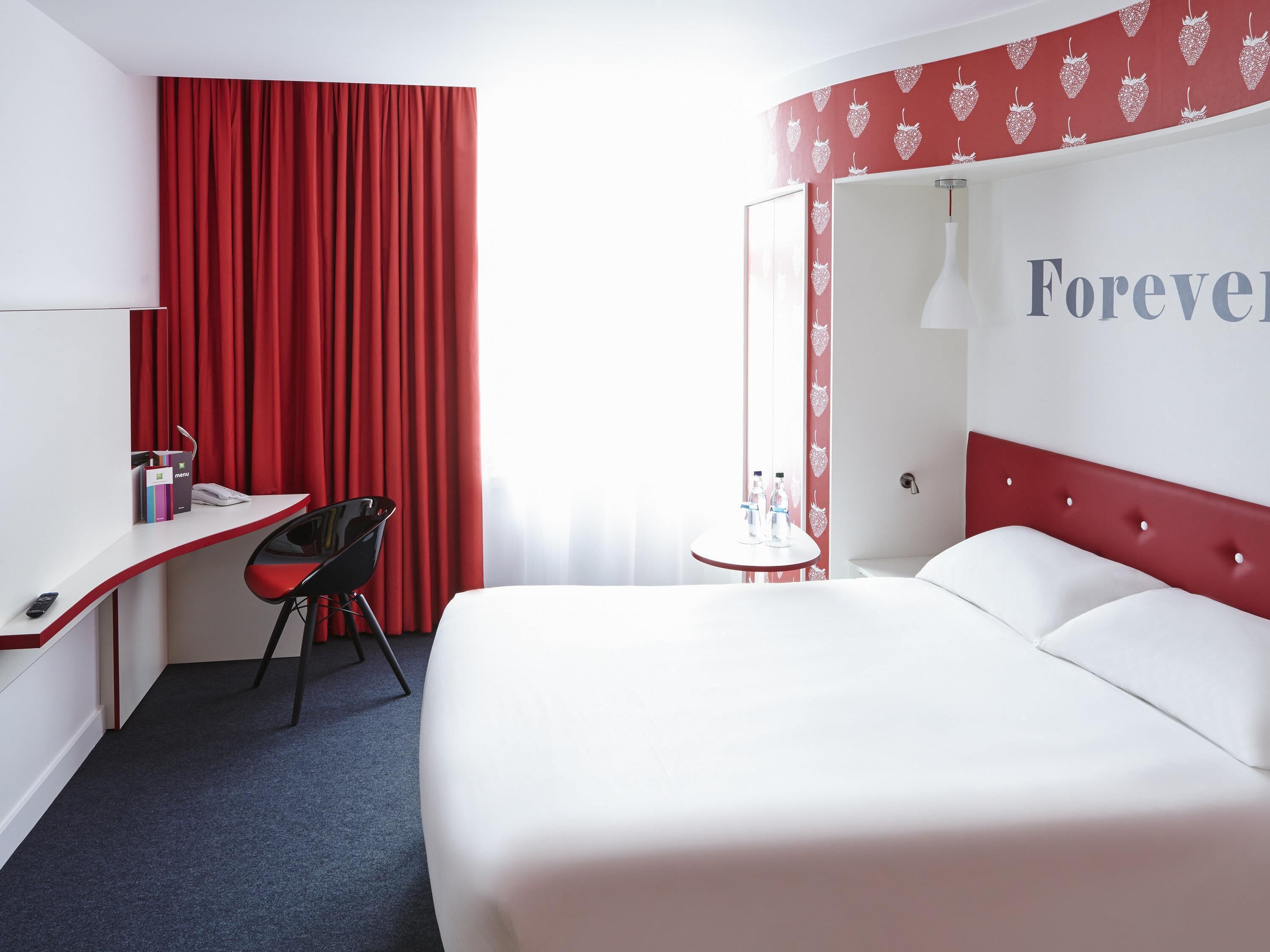 Room, 1 Double Bed | Desk, WiFi (free), bed sheets