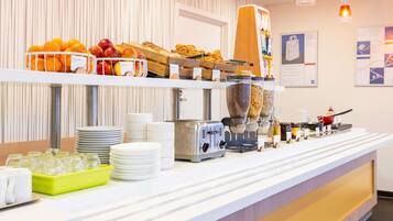 Daily buffet breakfast for a fee