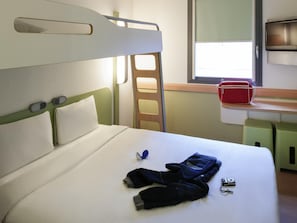 Chambre Double | Literie hypoallergénique, bureau