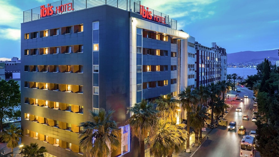 ibis Izmir Alsancak