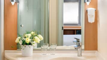 In-room safe, desk, blackout drapes, soundproofing