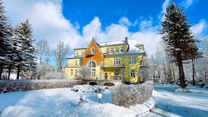 Front of property - Pensjonat Halny (Zakopane)