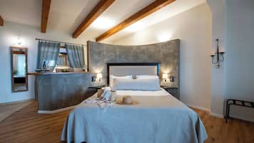 ํ๋ฉด TV, ๋ฒฝ๋๋ก, DVD ํ๋ ์ด์ด