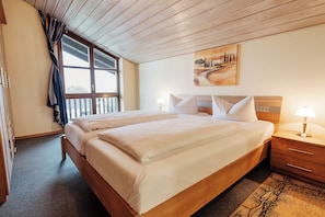 Suite, 1 habitación | Ropa de cama hipoalergénica y minibar