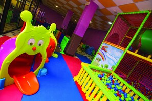 Children’s play area – indoor