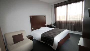 In-room safe, individually furnished, desk, blackout curtains