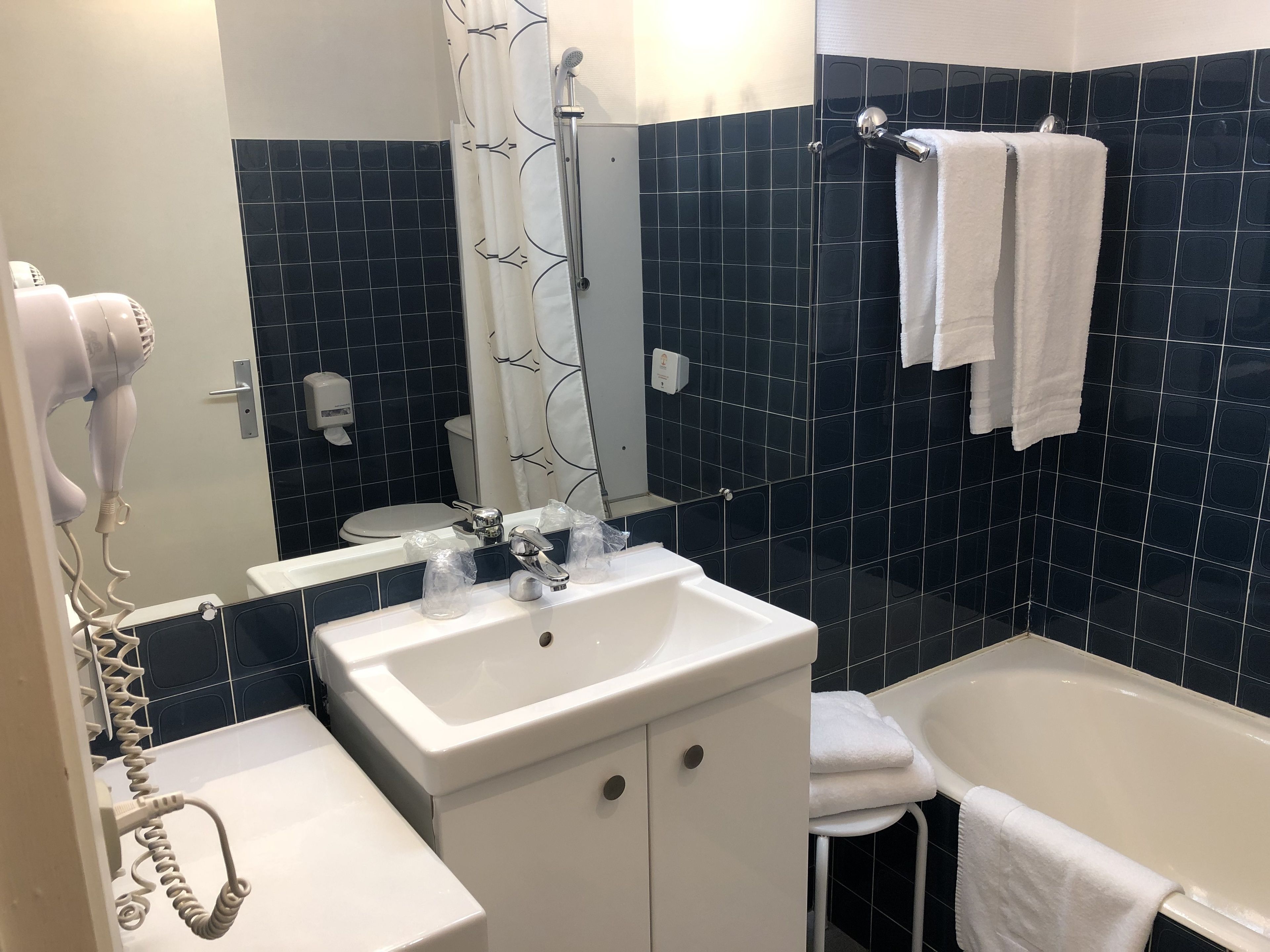 Foto - Adonis Lyon Est Hôtel Artys