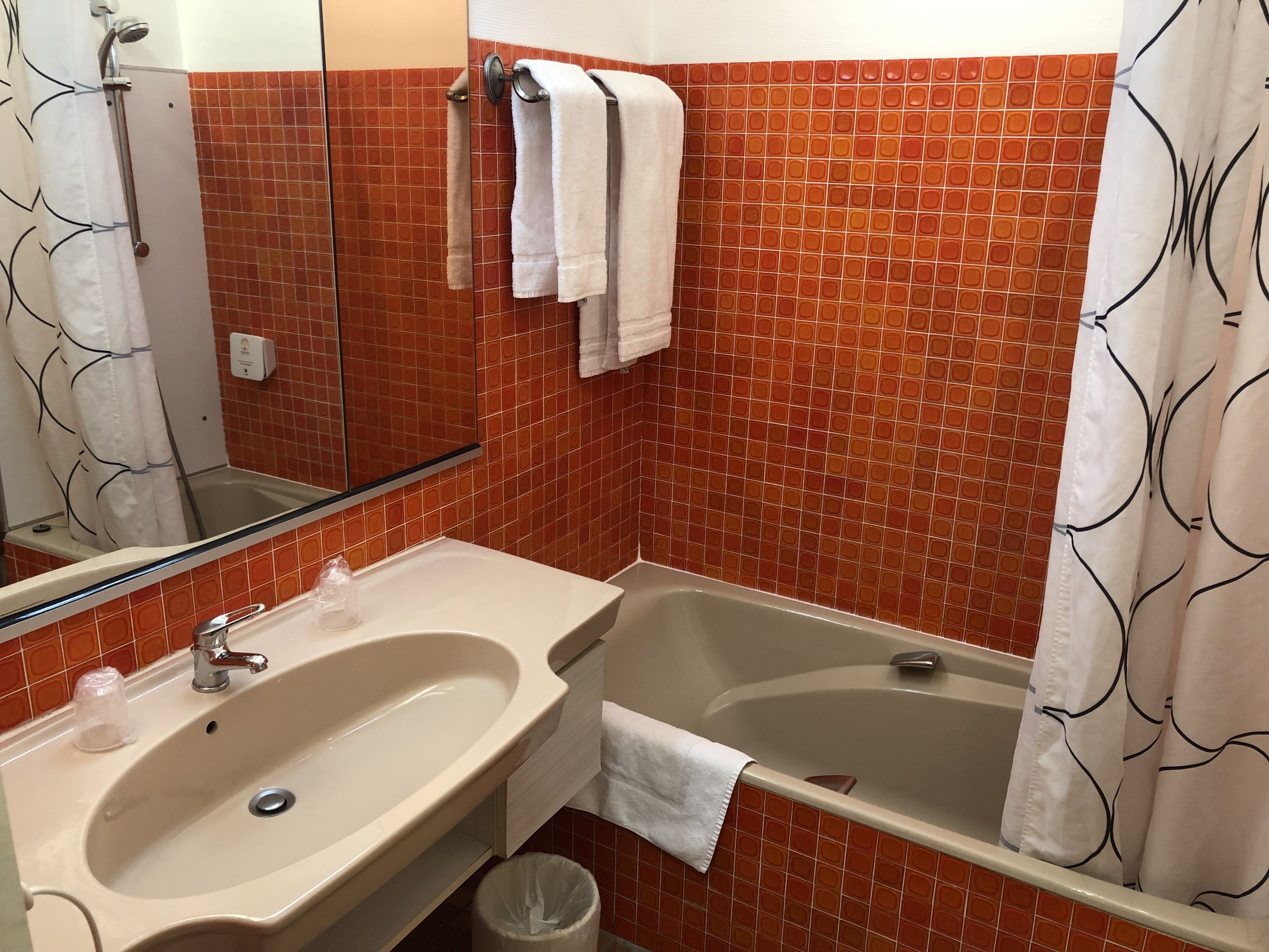 Foto - Adonis Lyon Est Hôtel Artys