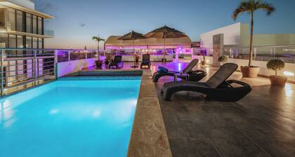 Soho Playa Hotel