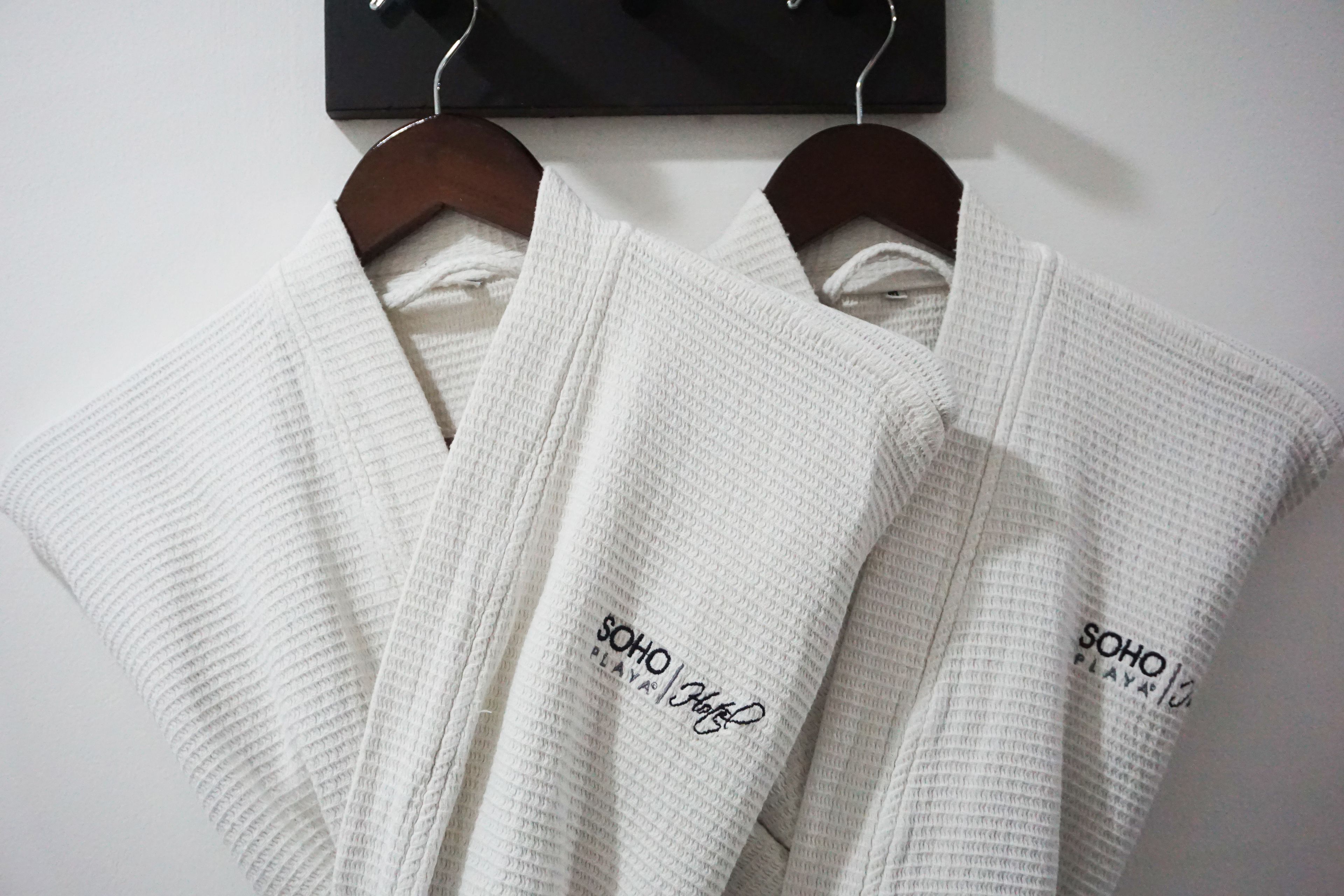 deluxe suite | hypo-allergenic bedding, in-room safe, individually decorated, desk