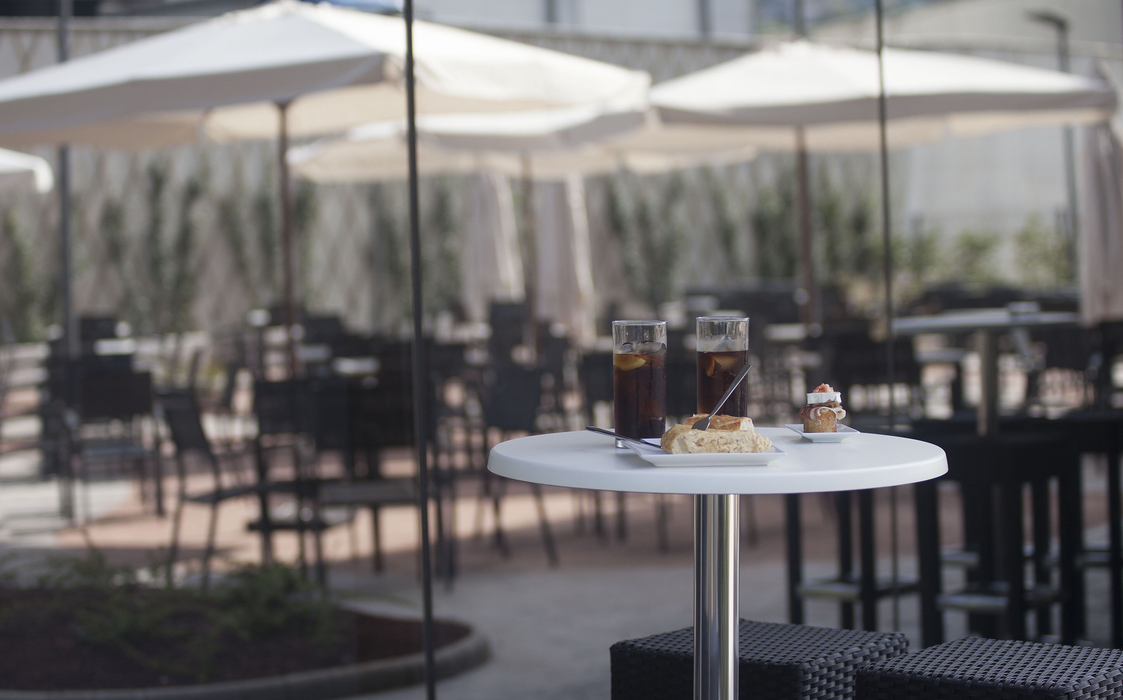 lunch, dinner served; spanish cuisine, al fresco dining