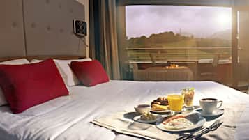 Standard Room, Terrace | 1 bedroom, premium bedding, memory foam beds, minibar