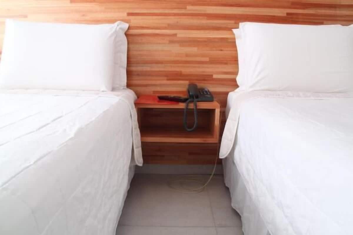 In-room safe, laptop workspace, blackout drapes, rollaway beds