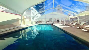 Indoor pool, outdoor pool