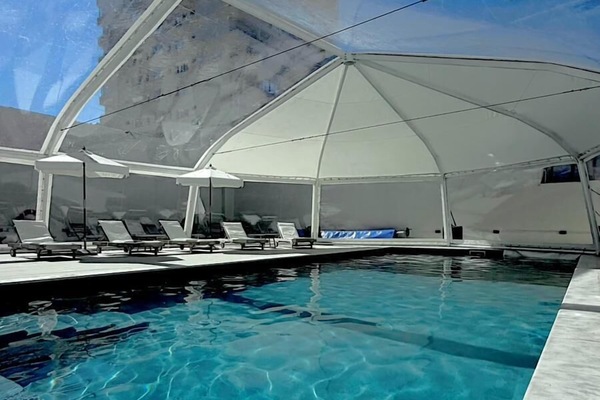 Indoor pool, outdoor pool