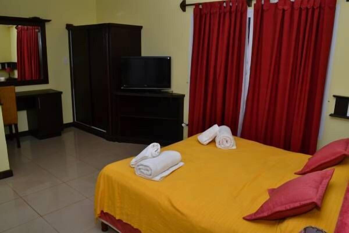 Coffres-forts dans les chambres, bureau