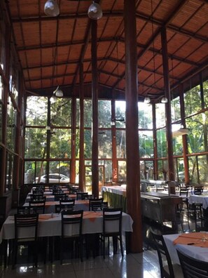 Restaurant - Don Horacio Hotel Selvatico (Puerto Iguazú)