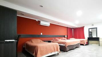 Pemandangan dari bilik