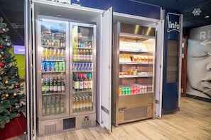 Vending machine - ibis budget London Barking (Barking)