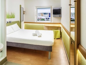 Desk, free WiFi, bed sheets